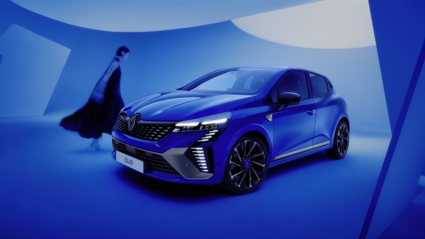 full hybrid E-Tech - vehicle maintenance - Renault