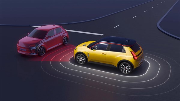 active emergency braking system - R5 E-Tech electric - Renault