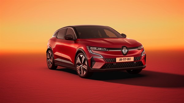 sporty lines - Megane E-Tech electric - Renault