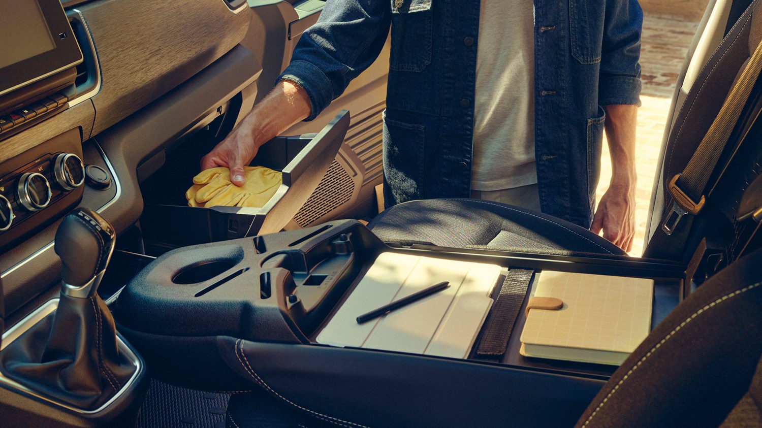 life on board made simple - Renault Trafic Van