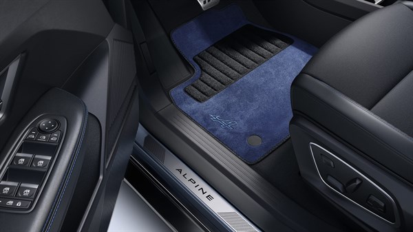 esprit alpine premium textile floor mats and black door sill - Renault Megane E-Tech electric