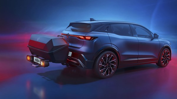 aero cargo box™ Renault and towbar-mounted bike carrier - Renault Megane E-Tech electric
