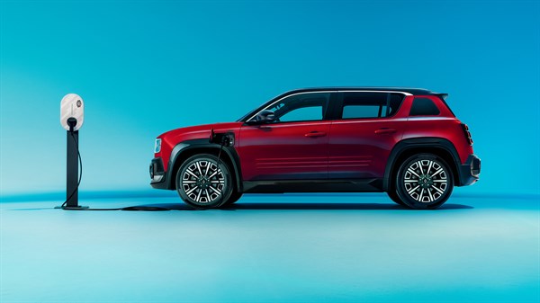courant alternatif - Renault 4 E-Tech 100% électrique