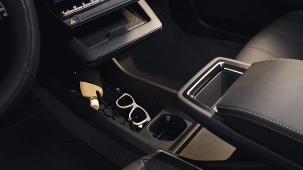 Renault Megane E-Tech électrique - accessoires - double plancher et rangements