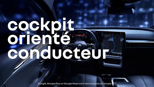 Renault Megane E-Tech 100% electric- cockpit - steering wheel
